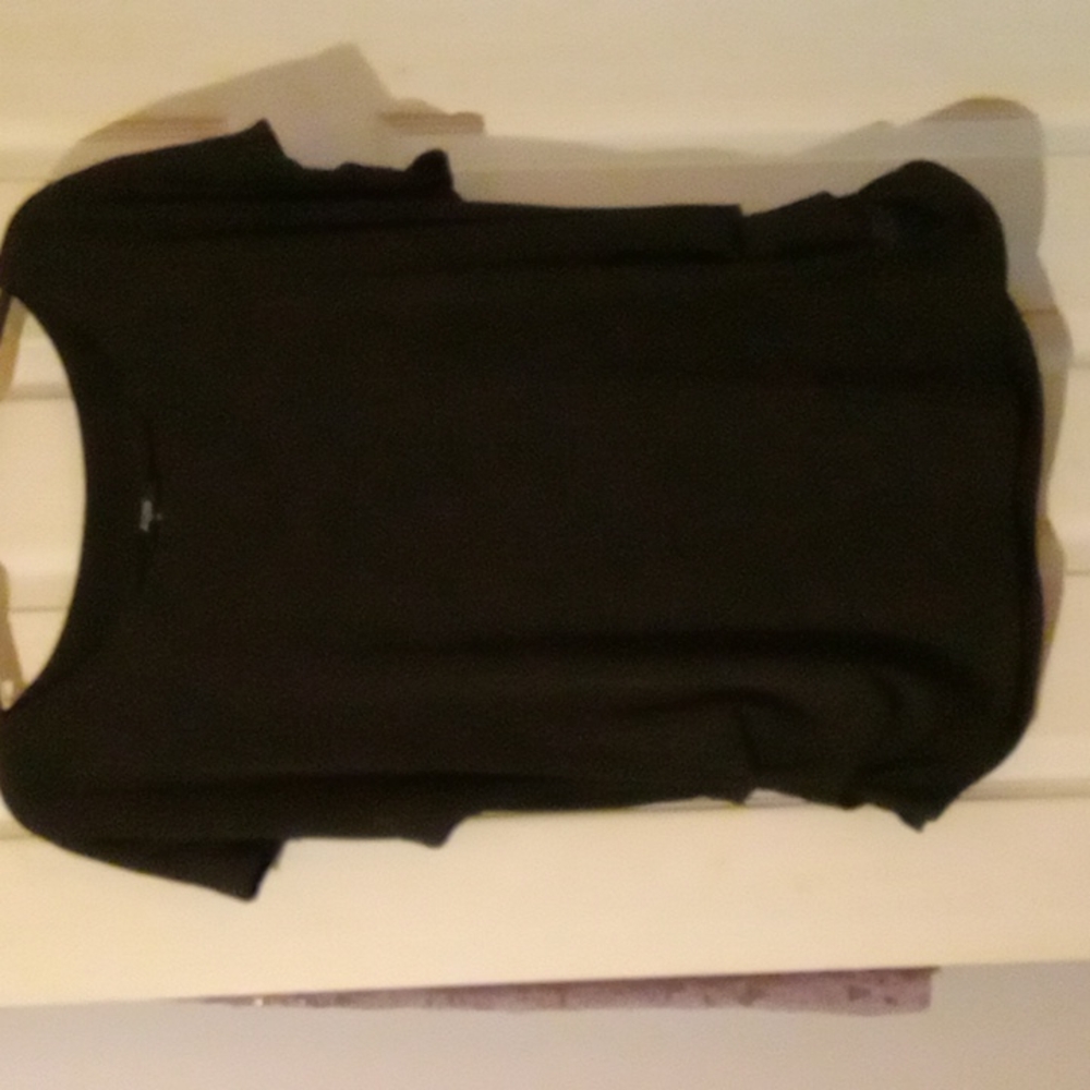 A.U.W. Blouse. Size xl. Soft and silky.